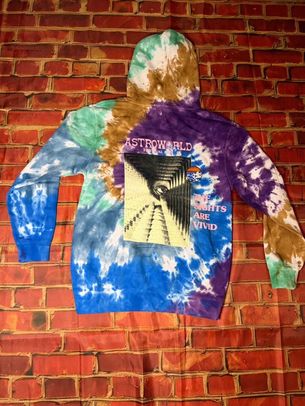 Astroworld Brand New Men’s Medium Tie-Dye Pullover Hoodie - Picture 3 of 10